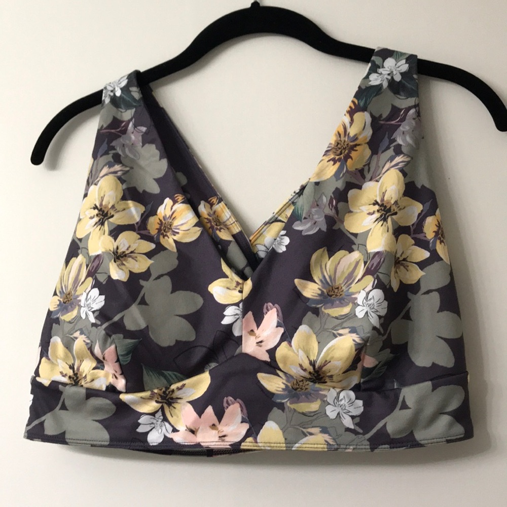 JoyLab Floral Twist-Back Sports Bra
